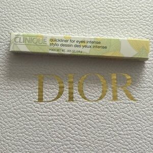 Luxury Samples with DIOR pouch